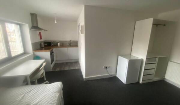 Nottingham,  NG7 United Kingdom