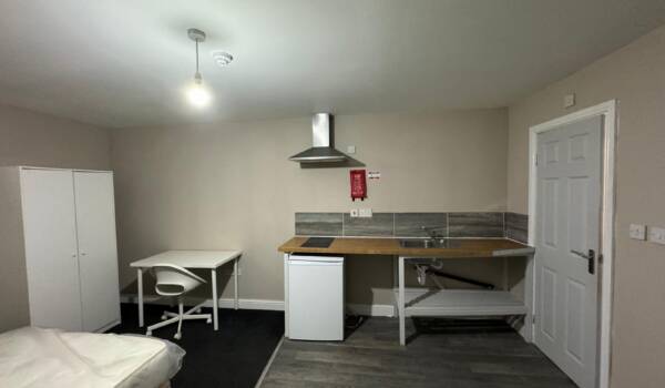 Nottingham,  NG7 5AR United Kingdom