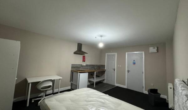 Nottingham,  NG7 5AR United Kingdom